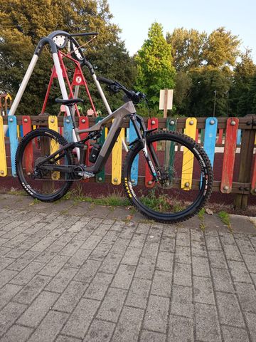 Brugt Focus JAM² SL 8.7 2023 MTB