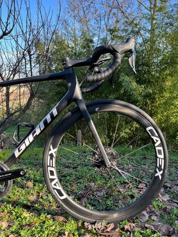 Used Giant TCR Advanced SL Disc 0 Dura-Ace 2022 Road & Gravel — image 4 of 7