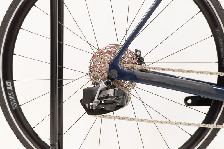 Gebrauchtes Canyon Endurace CF 7 eTap 2023 2023 Road & Gravel, Blau — Bild 2 von 6