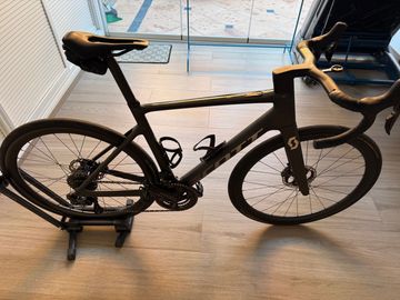 Używany Scott Erice RC ultímate 2022 Road & Gravel — zdjęcie 2 z 8