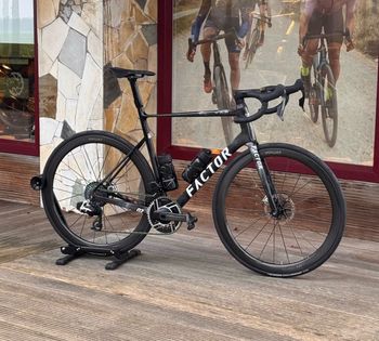 Factor, O2 VAM - SRAM Red 2024