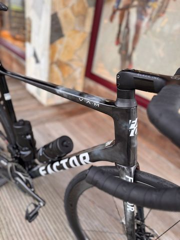 Gebrauchtes Factor O2 VAM - SRAM Red 2024 2024 Road & Gravel, Schwarz — Bild 5 von 5
