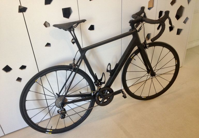 Used Canyon Ultimate CF SLX 8.0 Di2 2016 Road & Gravel, Schwarz — image 2 of 3