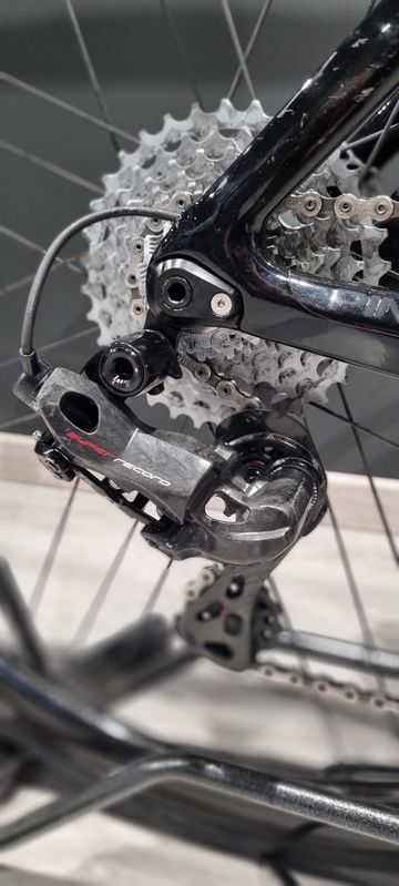 Brugt Pinarello Dogma F 2023 Road & Gravel — billede 5 af 15