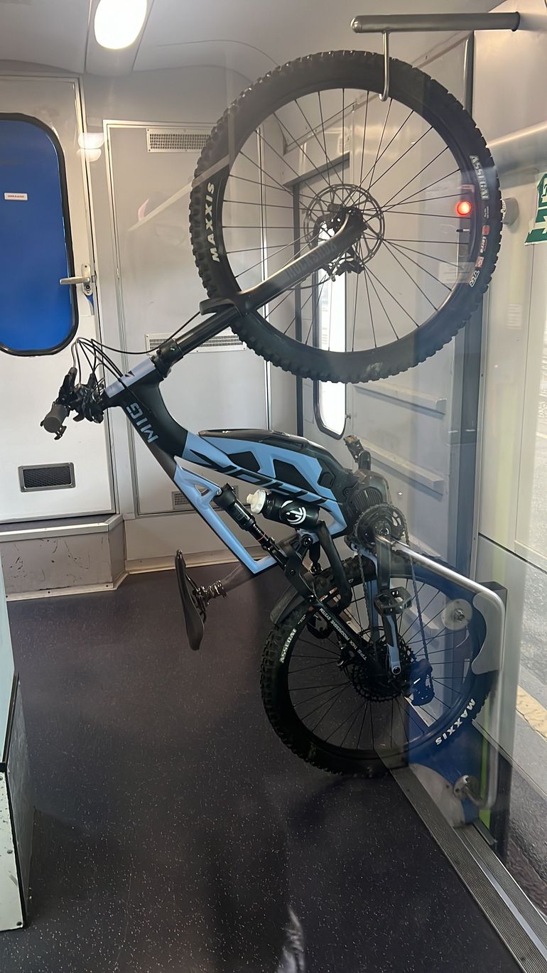 Used Thok TK01 2024 2024 Mountainbike, Blue, 29, 27.5 — image 2 of 6