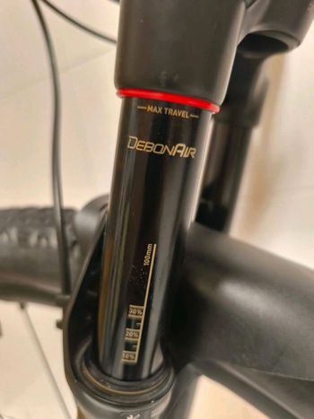 Używany Mondraker PODIUM CARBON 2023 2023 Mountainbike — zdjęcie 5 z 8