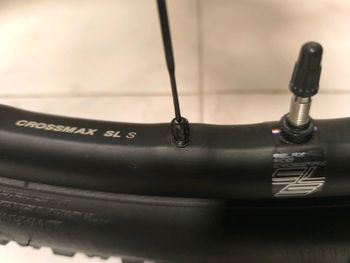 Używany Mondraker PODIUM CARBON 2023 2023 Mountainbike — zdjęcie 3 z 8