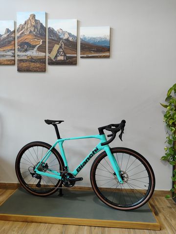 Used Bianchi Impulso COMP GRX 610 disc 2025 Road & Gravel