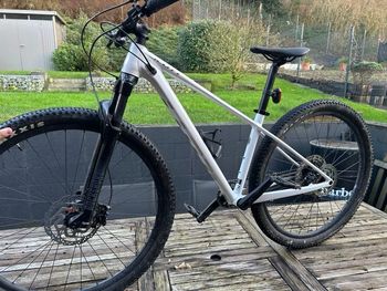 Scott Contessa Scale 930 2023 2023 Mountainbike usato, Bianco — immagine 3 di 3