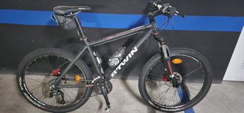 Used B’TWIN Rockrider 520 2018 Mountainbike, Black — image 2 of 3