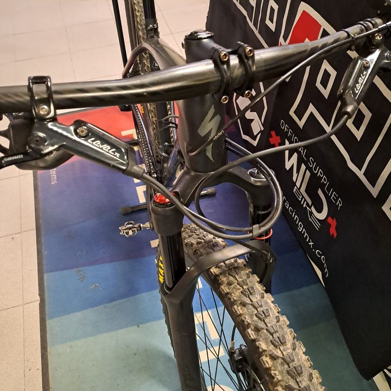 Used Specialized Carbon 2021 Mountainbike, Light Gray — image 2 of 5