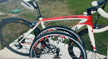 Used Specialized Tarmac SL4 Expert 2014 2014 Road & Gravel, White — image 3 of 7