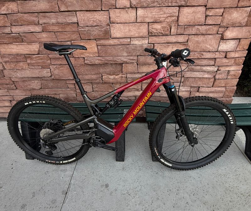 Used Rocky Mountain Instinct Powerplay C70 Shimano 2023 2023 MTB