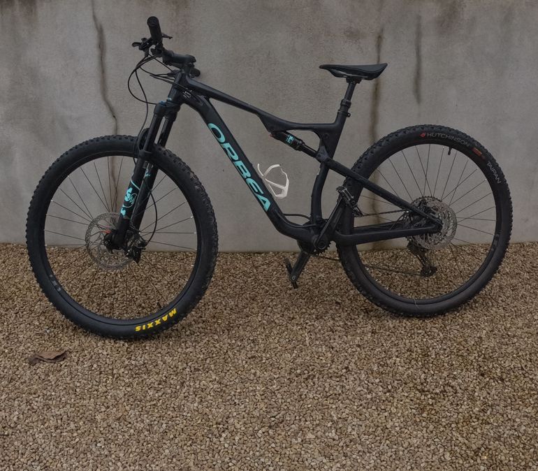 Used Orbea OIZ H30 21 2022 2022 Mountainbike — image 1 of 6