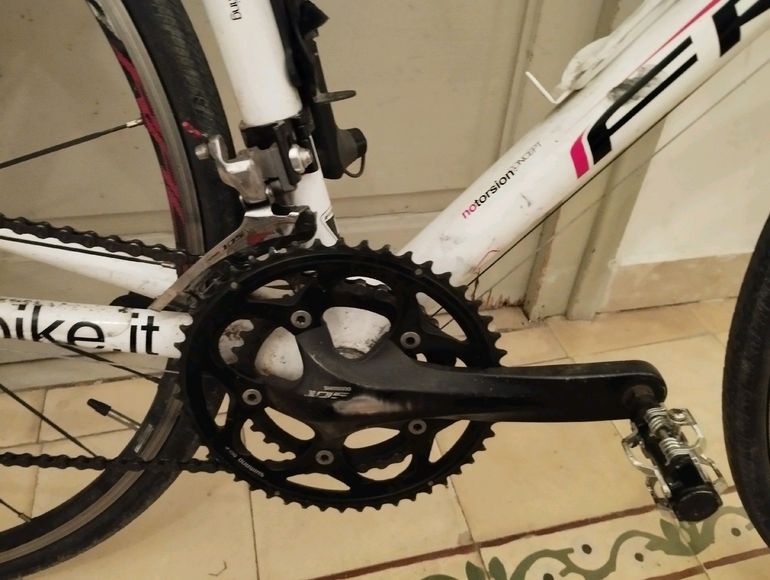 Used Bianchi Intenso 105 Hydraulic Disc 2016 2016 Road & Gravel — image 2 of 4