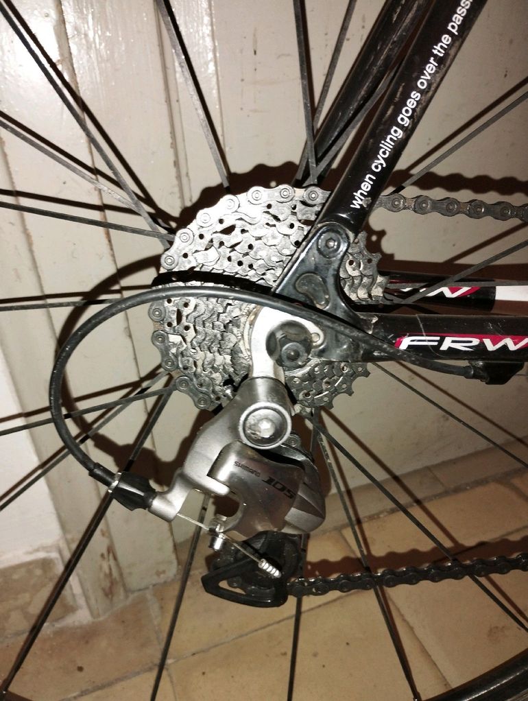 Used Bianchi Intenso 105 Hydraulic Disc 2016 2016 Road & Gravel — image 3 of 4