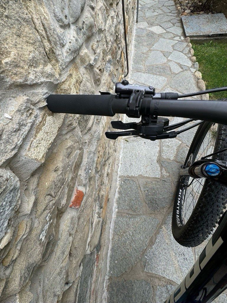 Brugt Trek Supercaliber 9.8 XT Gen 1 2022 2022 Mountainbike — billede 11 af 11