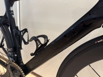 Used Pinarello Dogma F8 Campagnolo Super Record EPS 2018 Road & Gravel, Black — image 8 of 24