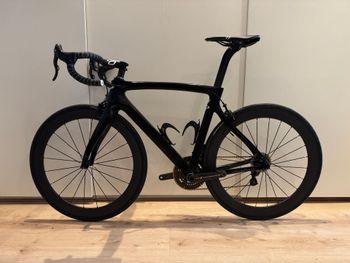 Used Pinarello Dogma F8 Campagnolo Super Record EPS 2018 Road & Gravel, Black — image 21 of 24