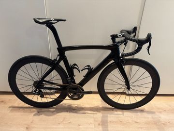 Used Pinarello Dogma F8 Campagnolo Super Record EPS 2018 Road & Gravel, Black — image 4 of 24