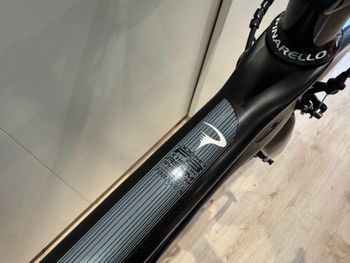 Used Pinarello Dogma F8 Campagnolo Super Record EPS 2018 Road & Gravel, Black — image 12 of 24