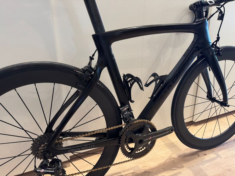 Used Pinarello Dogma F8 Campagnolo Super Record EPS 2018 Road & Gravel, Black — image 6 of 24