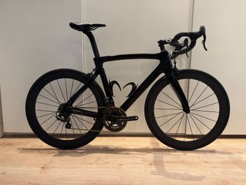 Used Pinarello Dogma F8 Campagnolo Super Record EPS 2018 Road & Gravel, Black — image 1 of 24