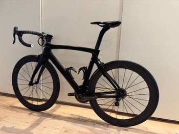 Used Pinarello Dogma F8 Campagnolo Super Record EPS 2018 Road & Gravel, Black — image 22 of 24