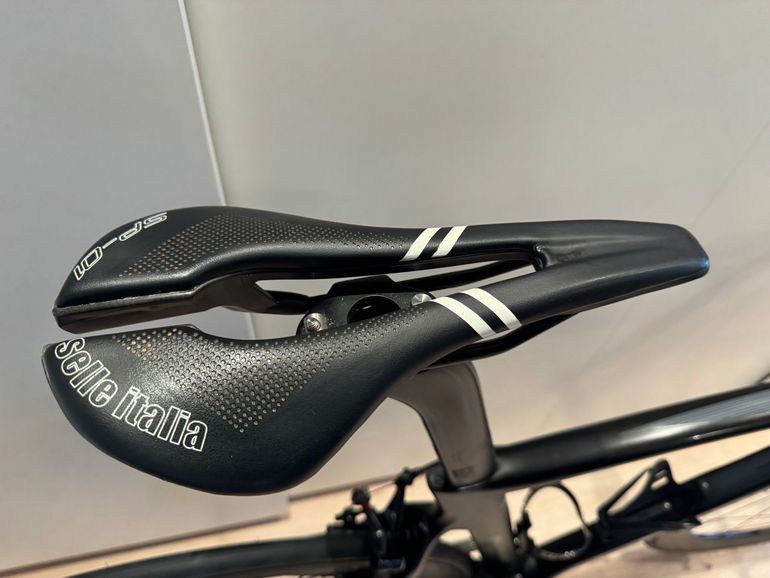 Used Pinarello Dogma F8 Campagnolo Super Record EPS 2018 Road & Gravel, Black — image 13 of 24