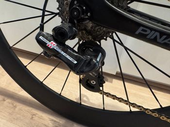 Used Pinarello Dogma F8 Campagnolo Super Record EPS 2018 Road & Gravel, Black — image 11 of 24