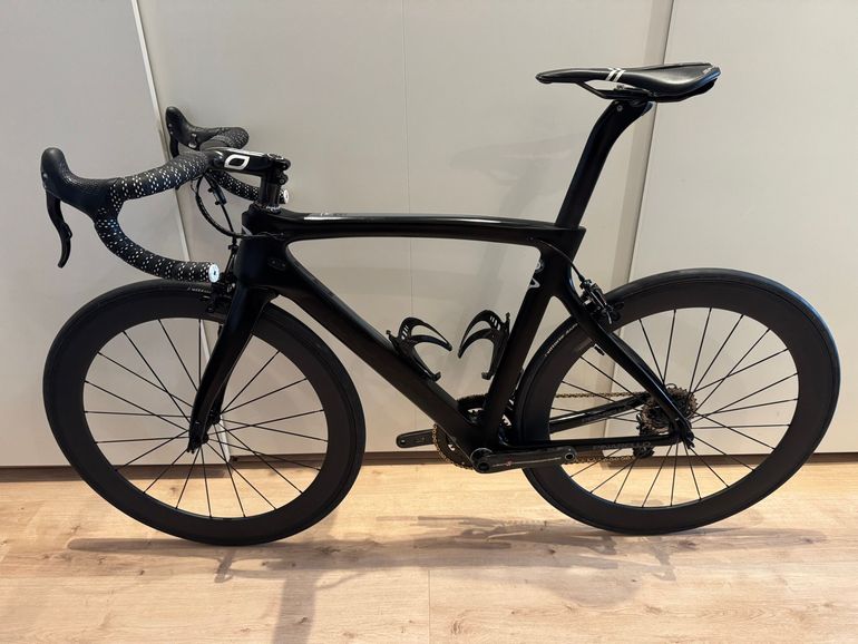 Used Pinarello Dogma F8 Campagnolo Super Record EPS 2018 Road & Gravel, Black — image 24 of 24