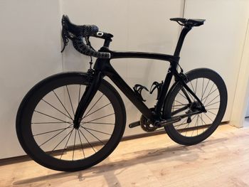 Used Pinarello Dogma F8 Campagnolo Super Record EPS 2018 Road & Gravel, Black — image 23 of 24