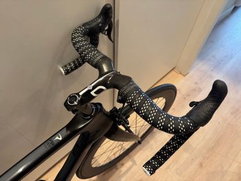 Used Pinarello Dogma F8 Campagnolo Super Record EPS 2018 Road & Gravel, Black — image 14 of 24