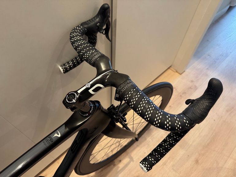 Used Pinarello Dogma F8 Campagnolo Super Record EPS 2018 Road & Gravel, Black — image 14 of 24