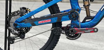Brugt Trek Slash 9.9 XTR Gen 6 2024 2024 Mountainbike — billede 8 af 8