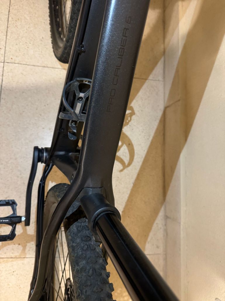 Used Trek Procaliber 6 2019 2019 Mountainbike, Black, 27.5, 29 — image 4 of 6