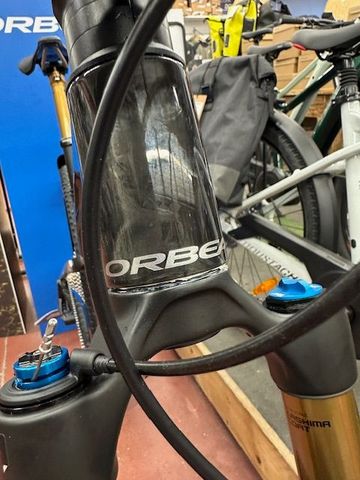 Brugt Orbea OIZ M-TEAM AXS 2025 Mountainbike — billede 6 af 16