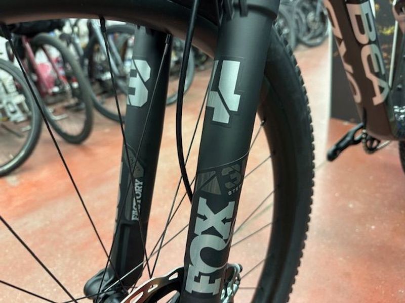Brugt Orbea OIZ M-TEAM AXS 2025 Mountainbike — billede 1 af 16