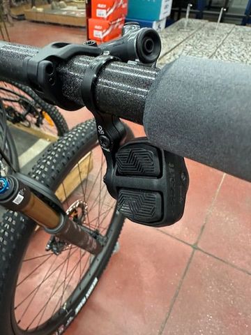 Brugt Orbea OIZ M-TEAM AXS 2025 Mountainbike — billede 4 af 16