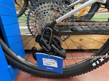 Brugt Orbea OIZ M-TEAM AXS 2025 Mountainbike — billede 8 af 16