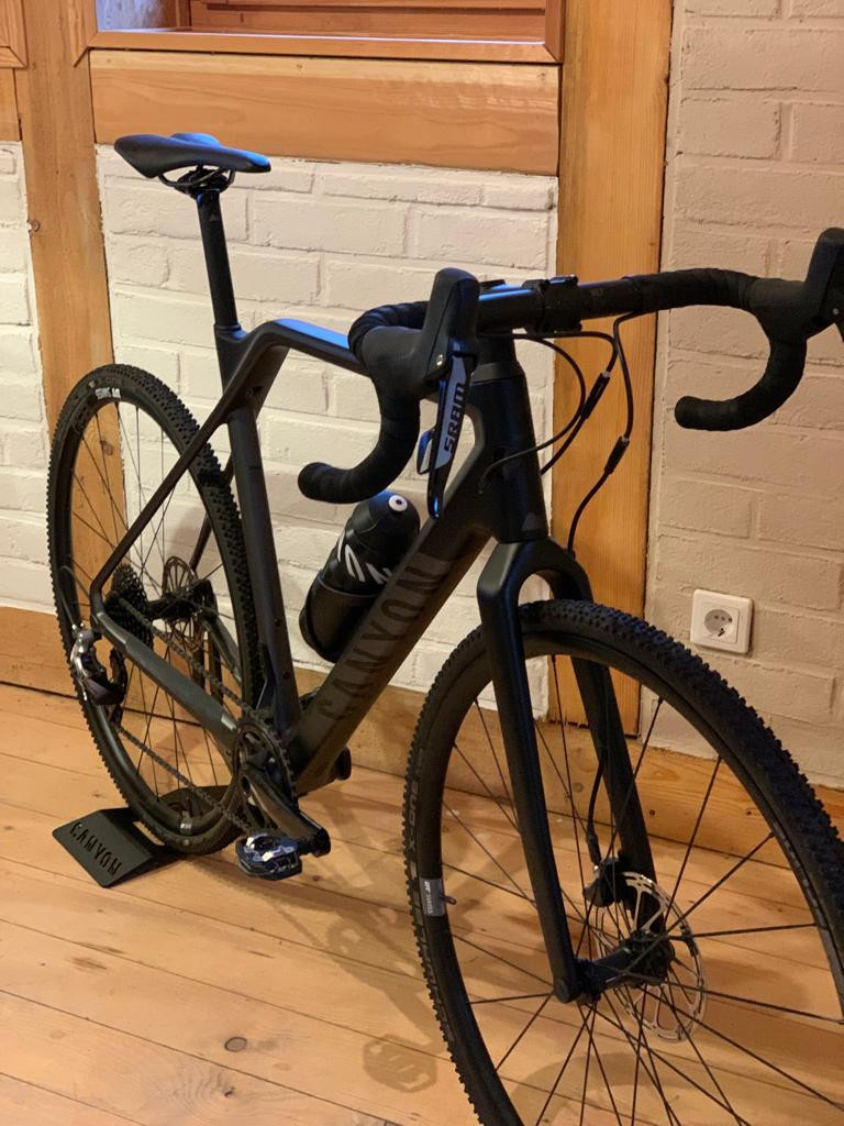 Canyon inflite cf sl best sale 7.0 race