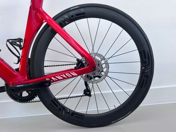 Used Canyon Aeroad CFR Disc Di2 2023 2023 Road & Gravel, Rot — image 2 of 8