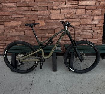 Rocky Mountain, Altitude Alloy 30 2022