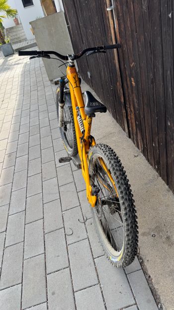 Used YT Industries Capra CORE 3 29 2022 2022 Mountainbike, Orange — image 9 of 14