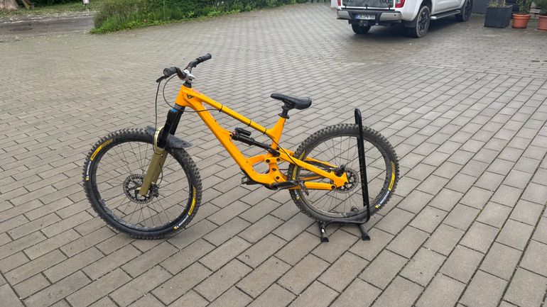 Used YT Industries Capra CORE 3 29 2022 2022 Mountainbike, Orange — image 11 of 14