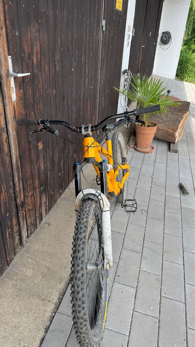 Used YT Industries Capra CORE 3 29 2022 2022 Mountainbike, Orange — image 6 of 14