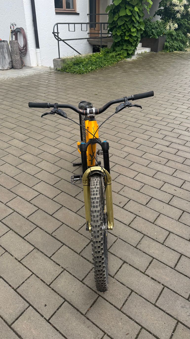 Used YT Industries Capra CORE 3 29 2022 2022 Mountainbike, Orange — image 14 of 14