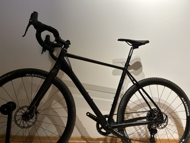Used Serious Gravix Elite 2021 Road & Gravel, Schwarz — image 3 of 4