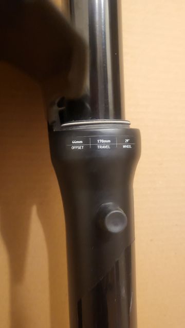Tweedehands Specialized Stumpjumper EVO Pro 2022 Mountainbike — afbeelding 19 van 21