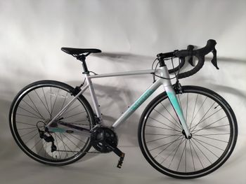 Used Polygon STRATTOS S5 2023 2023 Road & Gravel, Blanco — image 1 of 7
